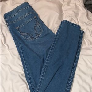 hollister size 3 short skinny jeans